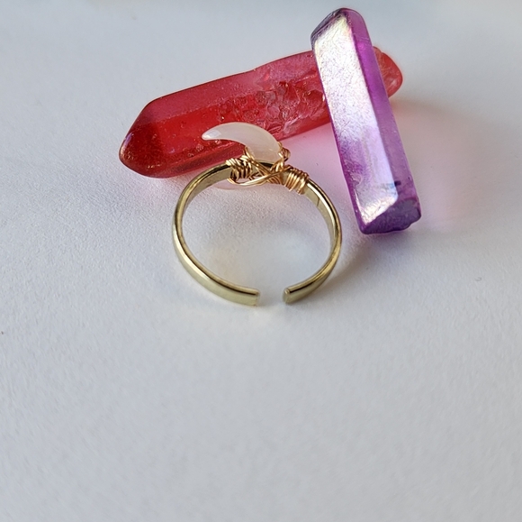 Crescent Moon 🌙 adjustable ring - Picture 3 of 3